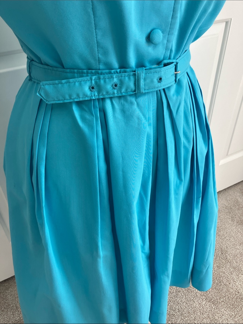 VTG Bright Turquoise Midi Shirtwaist Dress with Belt - Picture 5 of 10